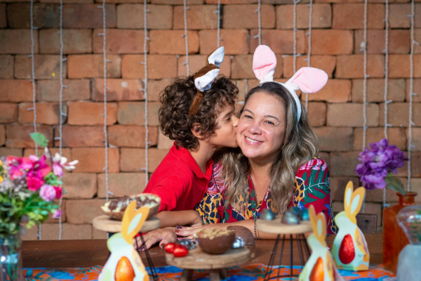 Start Their Spring with A Cleaning garland tx